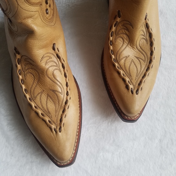 SOLD! Dan Post Leather cowboy cowgirl boots tan - Picture 6 of 8